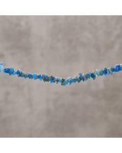 Chips apatite foncé 3-5mm ( xs) 80cm