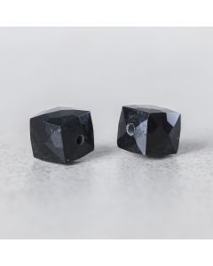 Onyx "Quabar" round cube7x8mm 3.95€x2=7.9€