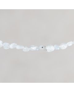 Pierre lune Inde white black river shape 6x8mm